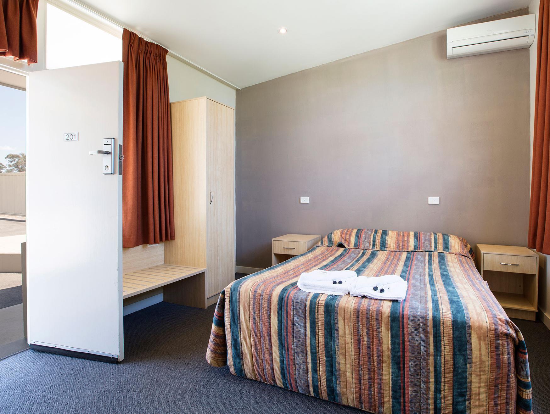 ไนท์แคป แอท โคลีตัน โฮเต็ล Hotel Colyton ภายนอก รูปภาพ