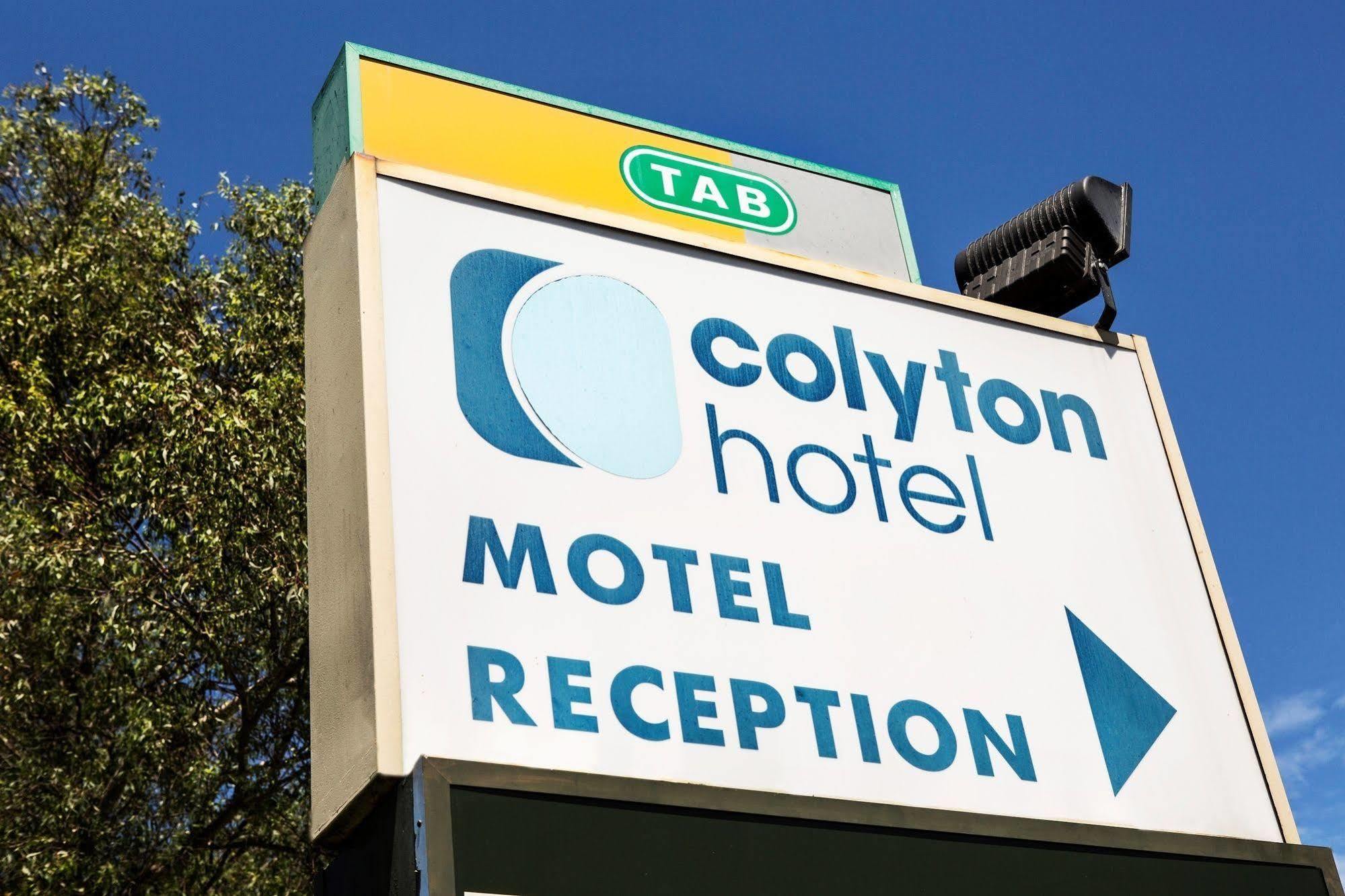 ไนท์แคป แอท โคลีตัน โฮเต็ล Hotel Colyton ภายนอก รูปภาพ
