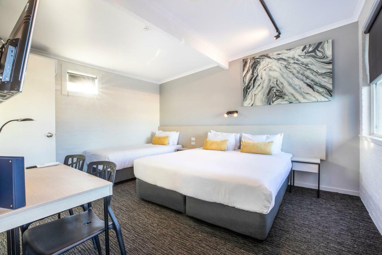 ไนท์แคป แอท โคลีตัน โฮเต็ล Hotel Colyton ภายนอก รูปภาพ